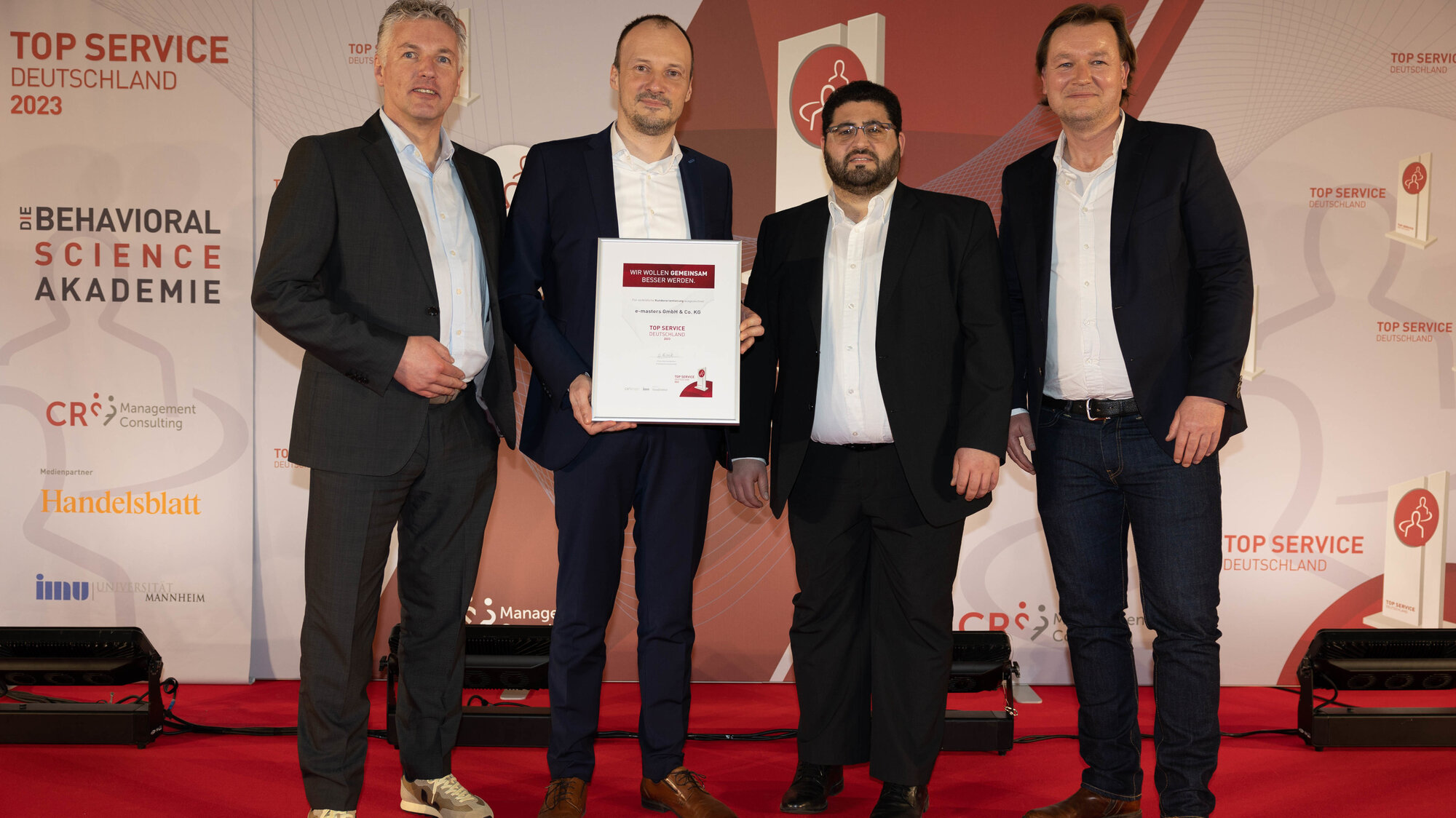Auch 2023 gewinnt e-masters den TOP SERVICE Deutschland Preis