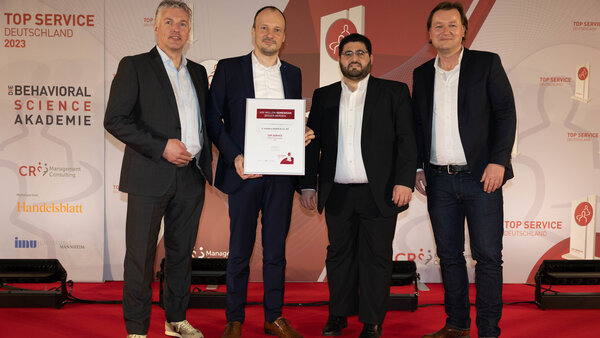 Auch 2023 gewinnt e-masters den TOP SERVICE Deutschland Preis